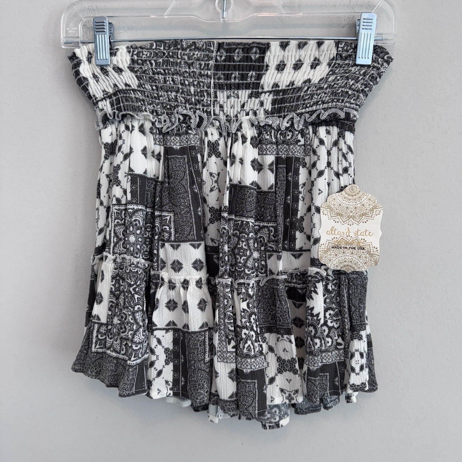 NWT Altar’d State Boho Smocked Tiered Mini Skirt M Cream Charcoal
