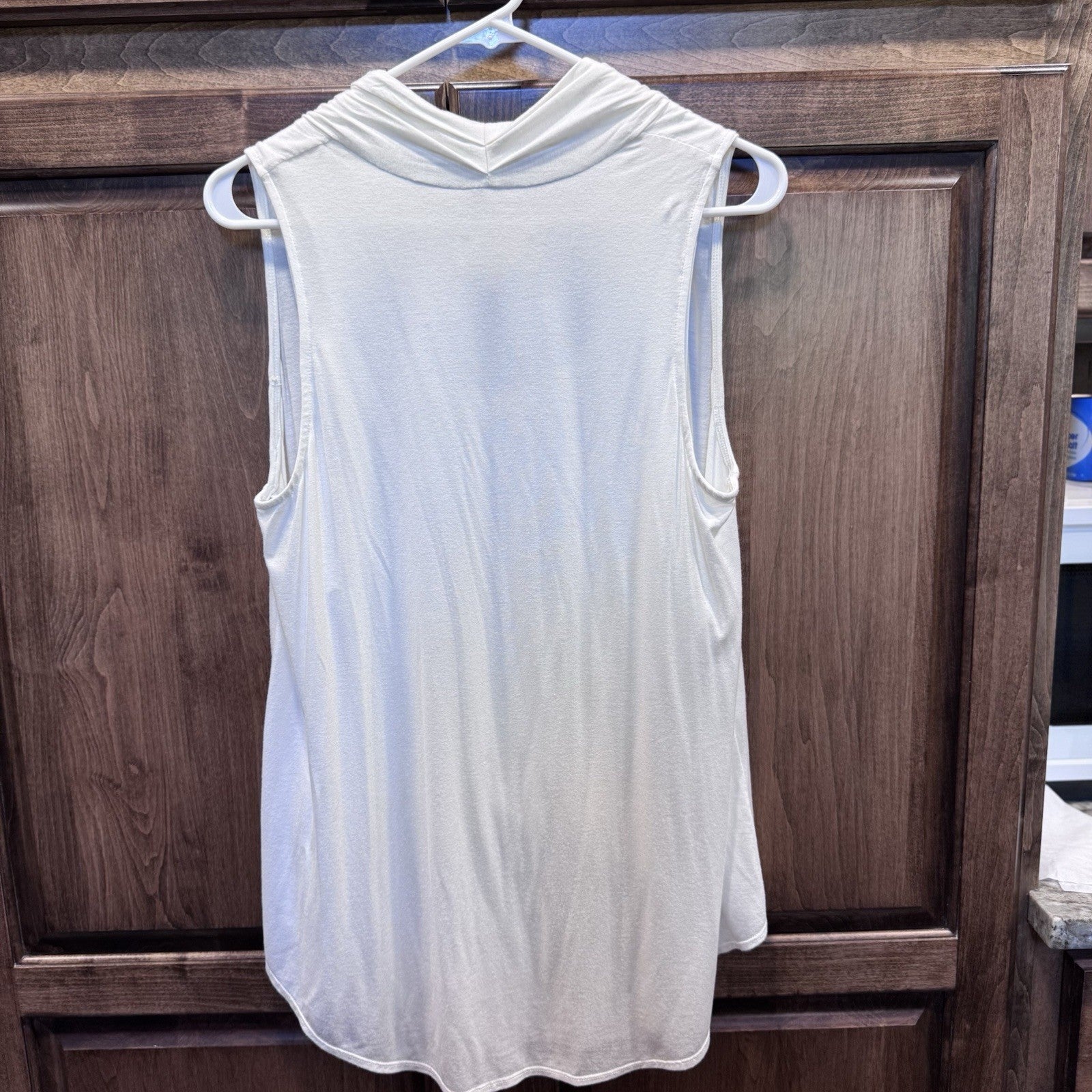 Artelier Nicole Miller White Sleeveless Drape Front Tank Top Size M USA