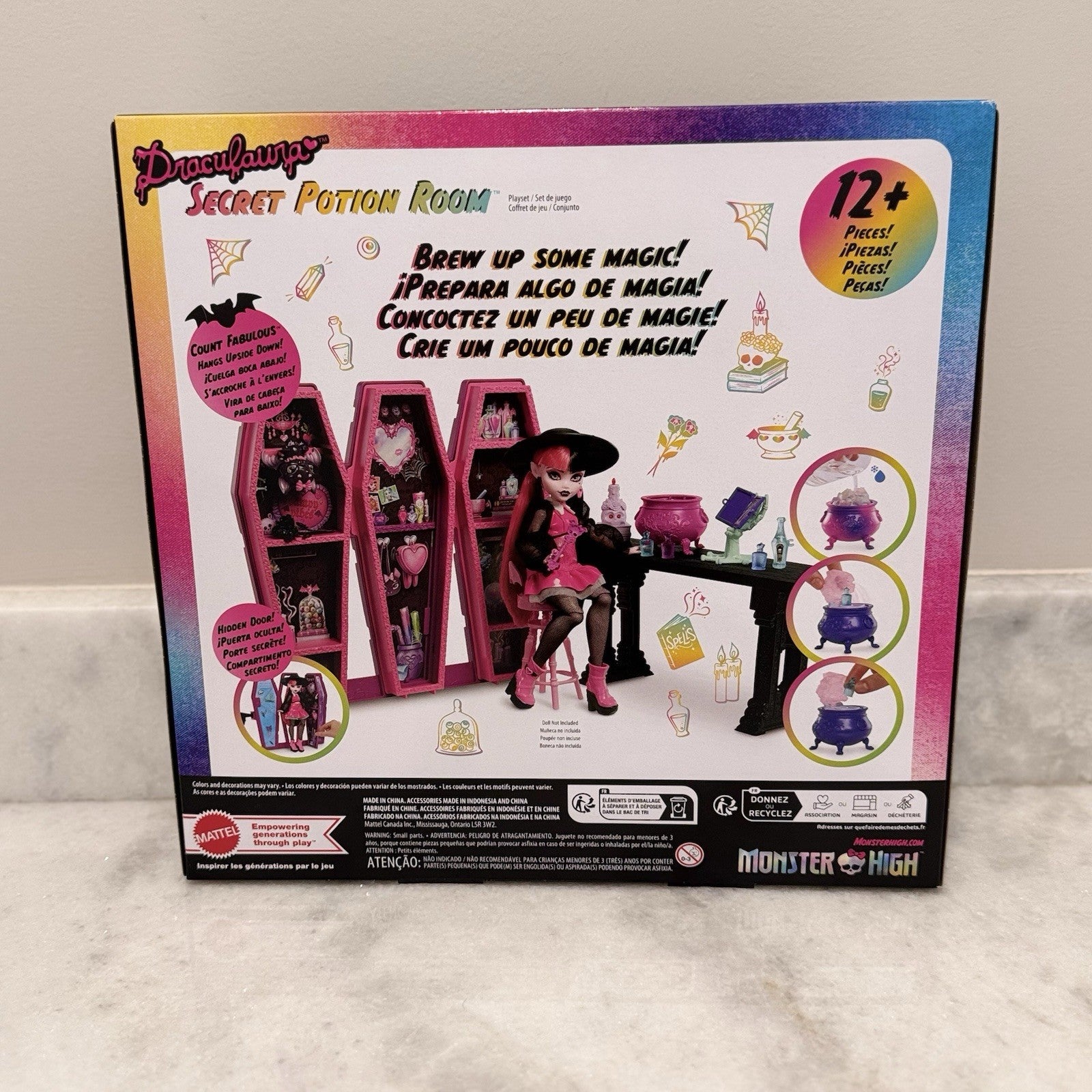 Monster High Draculaura Secret Potion Room Playset Mattel NIB With 12+ accessori