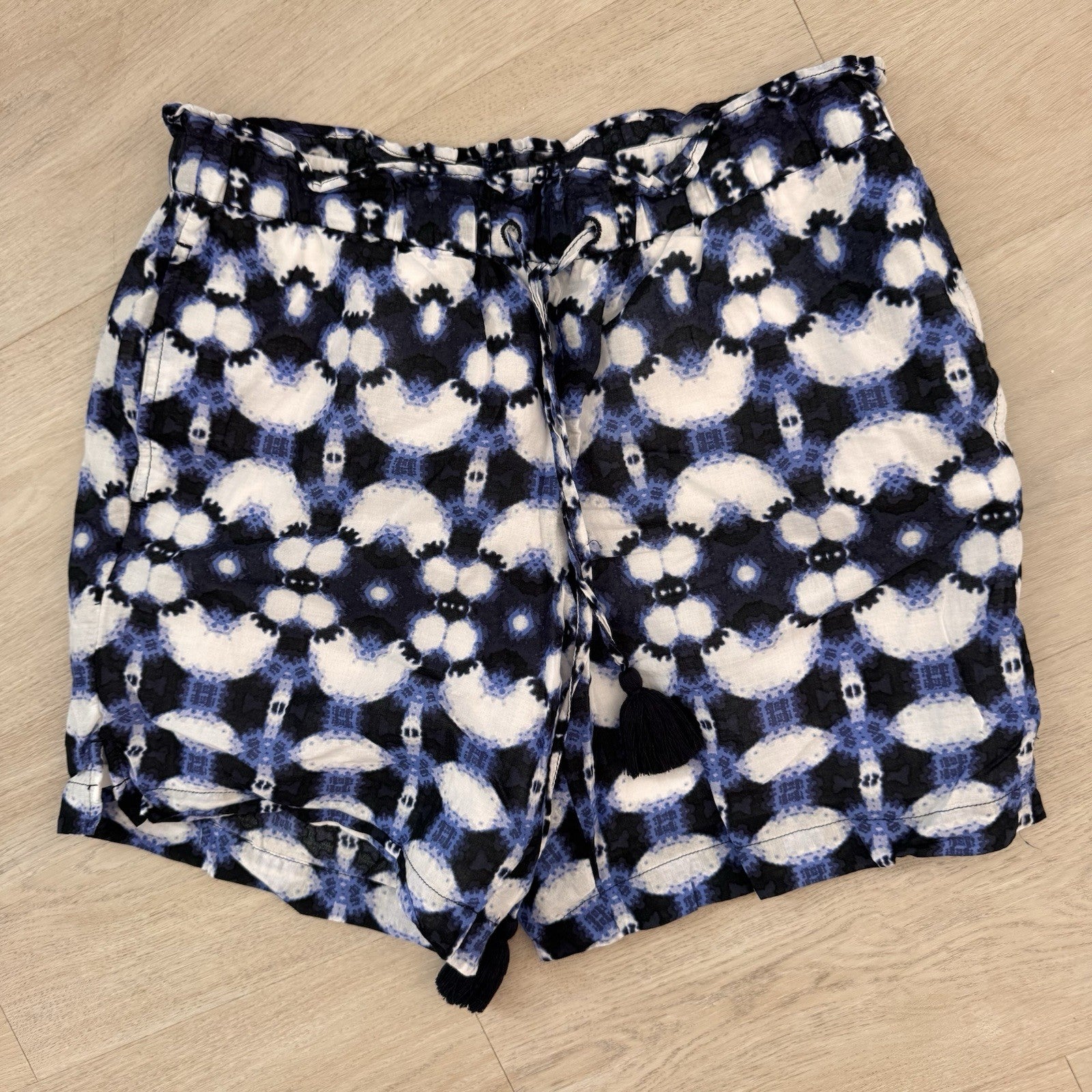 Talbots XS Shorts Bundle Lot 3 Tropical Pull On Summer Casual Linen