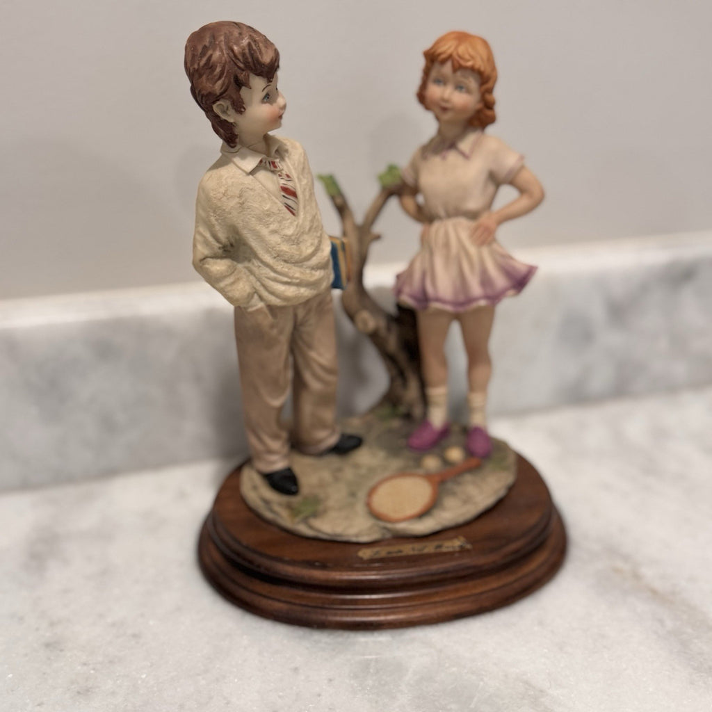 Vintage L’Arte Nel Mondo Figurine Boy Girl Tennis Scene Wood Base