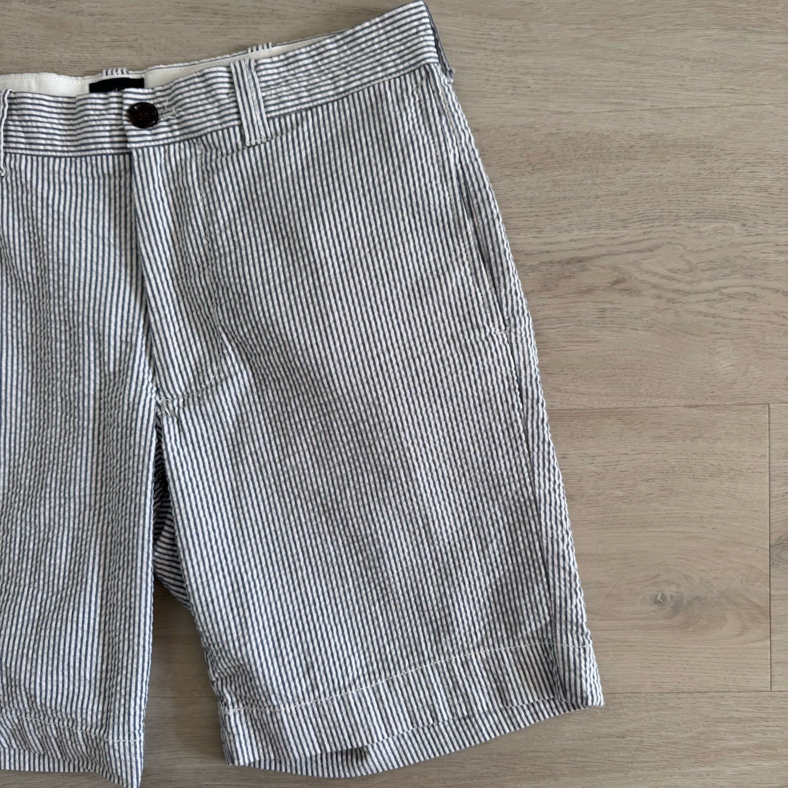 J.Crew 30W Seersucker Bermuda Shorts Blue Stripe Preppy Summer Men’s
