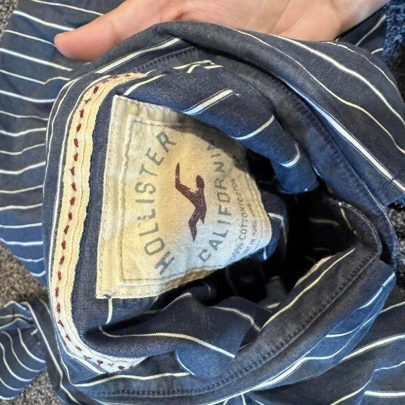 Y2K Hollister Navy Pinstripe Button Down Shirt Sz Small 2000s Vibe