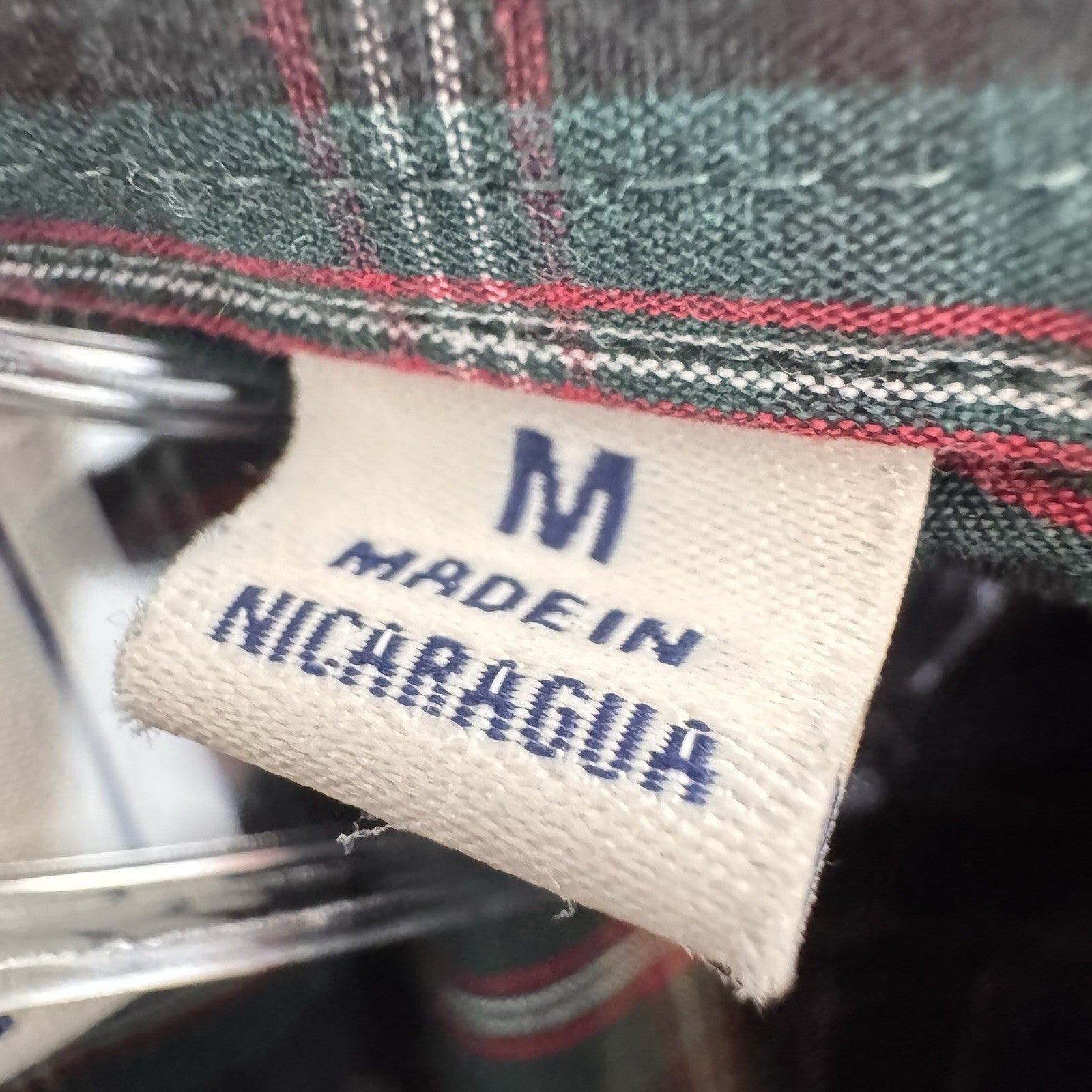 ROWM Plaid Button Down Shirt Mens M Green Red Made in Nicaragua Classic 