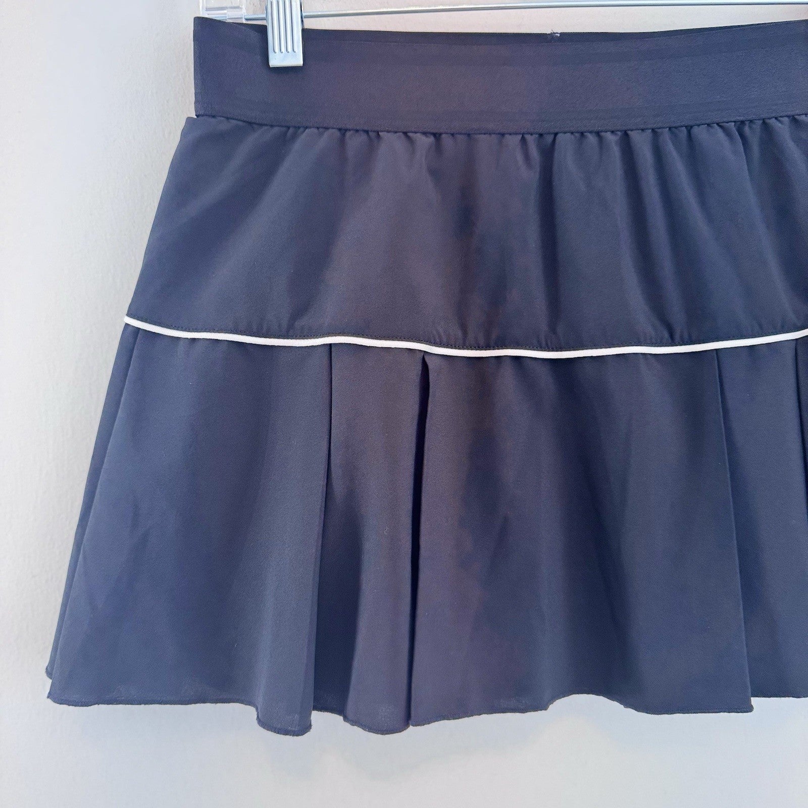 Nike Dri-FIT Tennis Skort Women’s Medium Black Athletic Skirt Shorts
