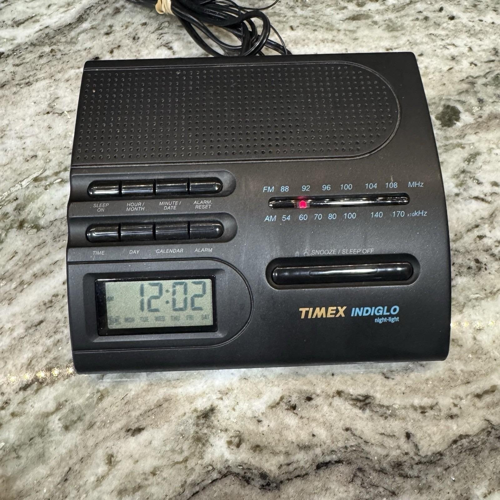 TIMEX Indiglo Alarm Clock T422B Works Tested