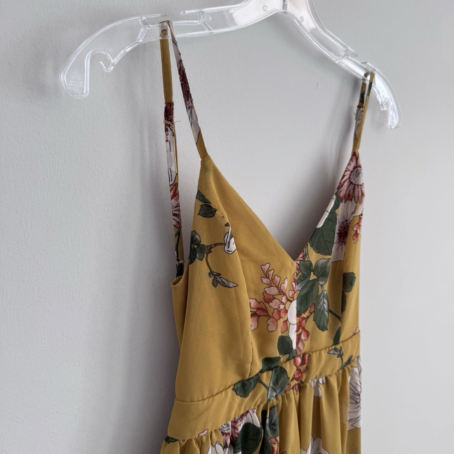 Love Tree Mustard Floral Maxi Dress Women M Boho V Neck Spaghetti Strap