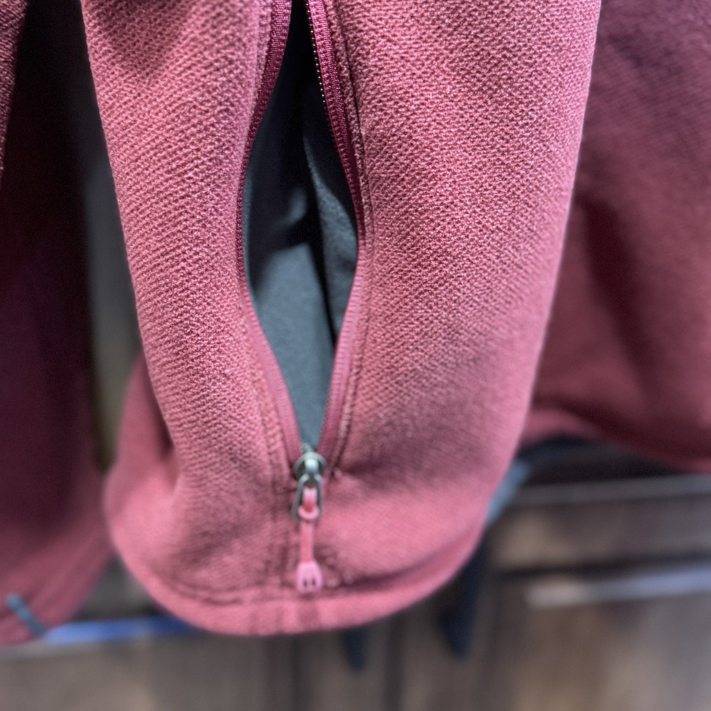 REI Women’s Polartec Fleece Jacket Size M | Maroon Full Zip Outdoor Layer