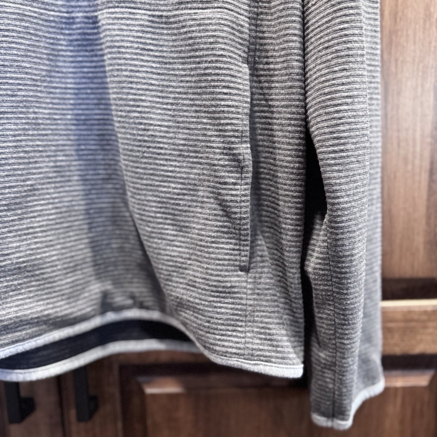 Johnnie-O “Stamford” Snap Pullover – Charcoal Gray – Men’s Medium