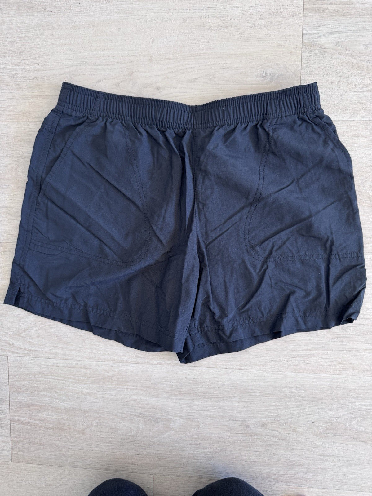 Columbia Mens Nylon Shorts Size Small Black Liner Cut Outdoor