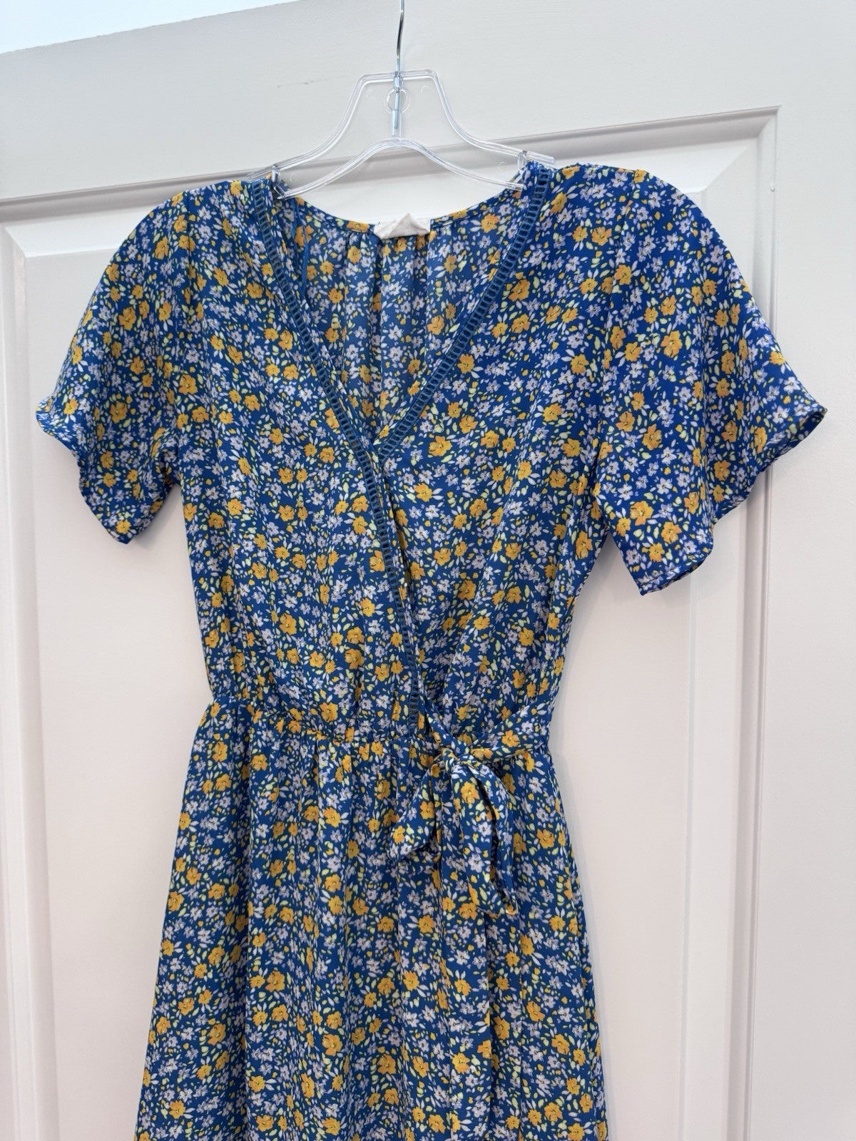 Sienna Sky XS Blue Yellow Floral Wrap Dress Short Sleeve Fit & Flare Lined