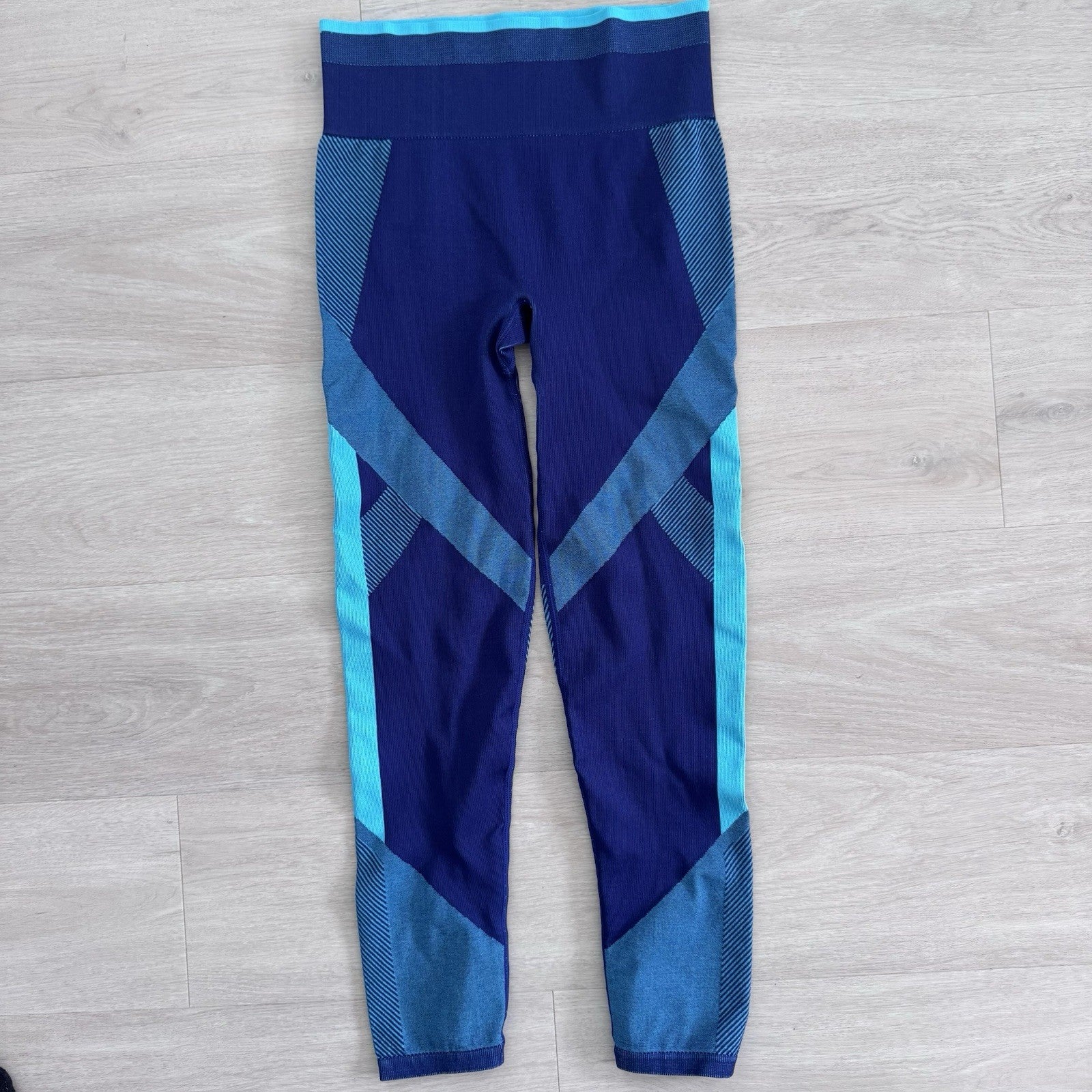 PINK Victoria’s Secret Blue Colorblock Leggings Small Y2K Seamless