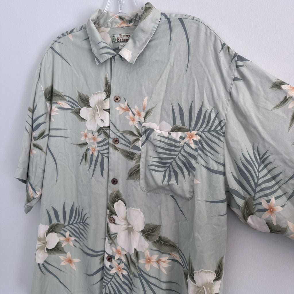 Tommy Bahama Silk Hawaiian Shirt Mens Medium Green Floral Tropical