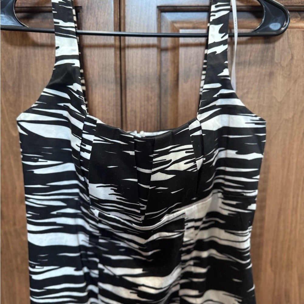 Calvin Klein Black & White Sheath Dress | Size 6 | Sleeveless Fitted Midi