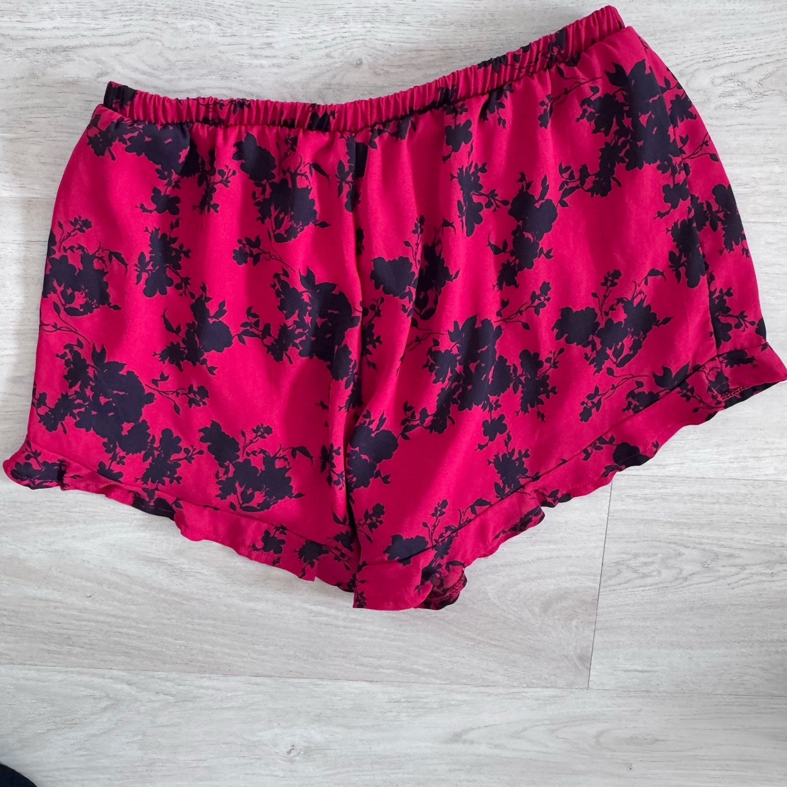 Peach Love Crimson Black Floral Shorts S Made USA NWT