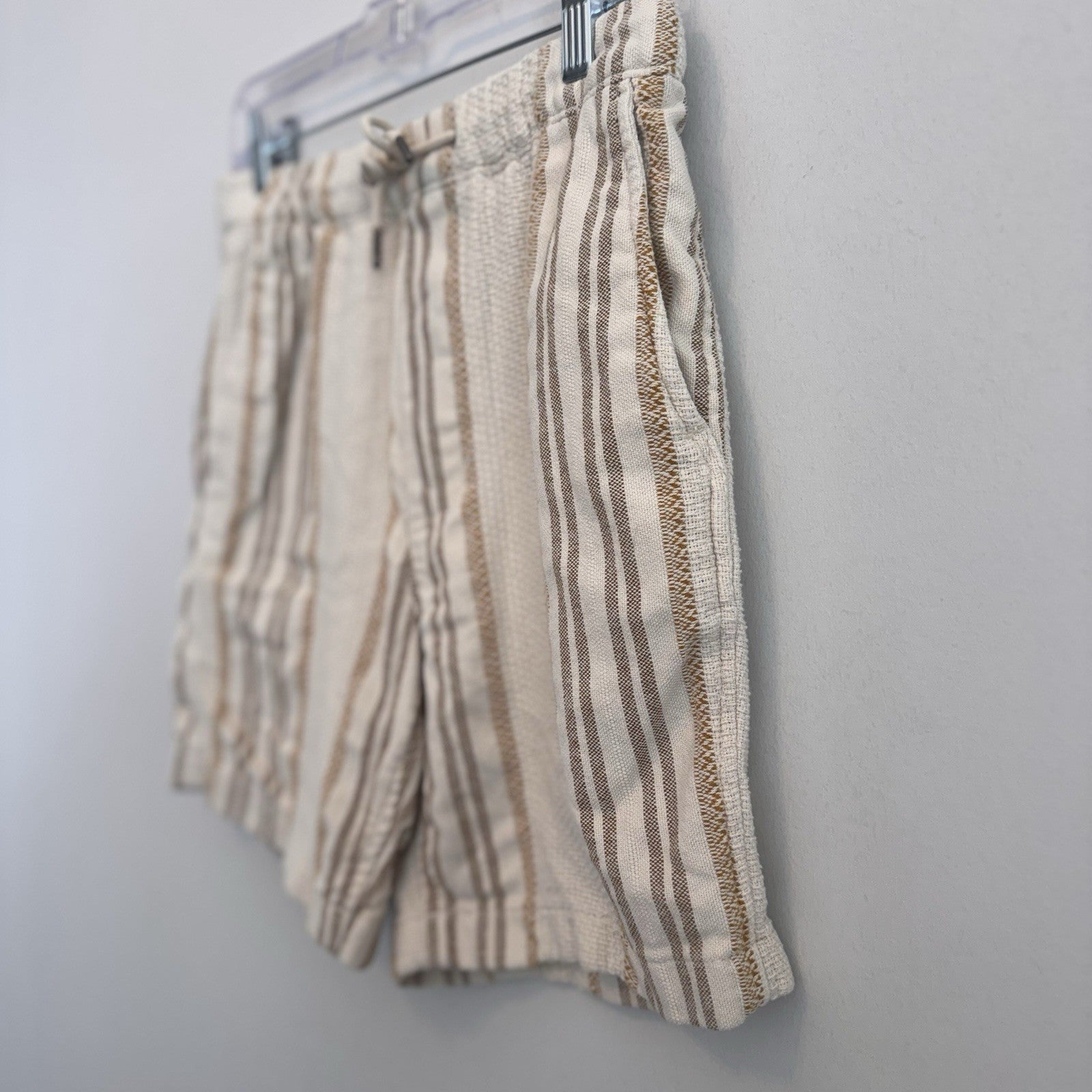 American Eagle Striped Textured Organic Cotton Blend Shorts Cream Tan XS