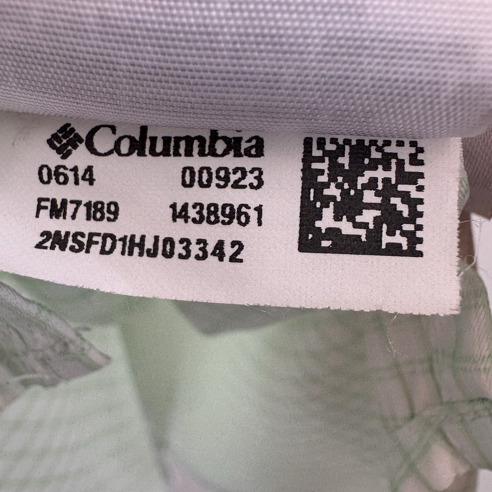 Columbia PFG Super Tamiami Shirt Mens Small S Mint Green Plaid Fishing S/S
