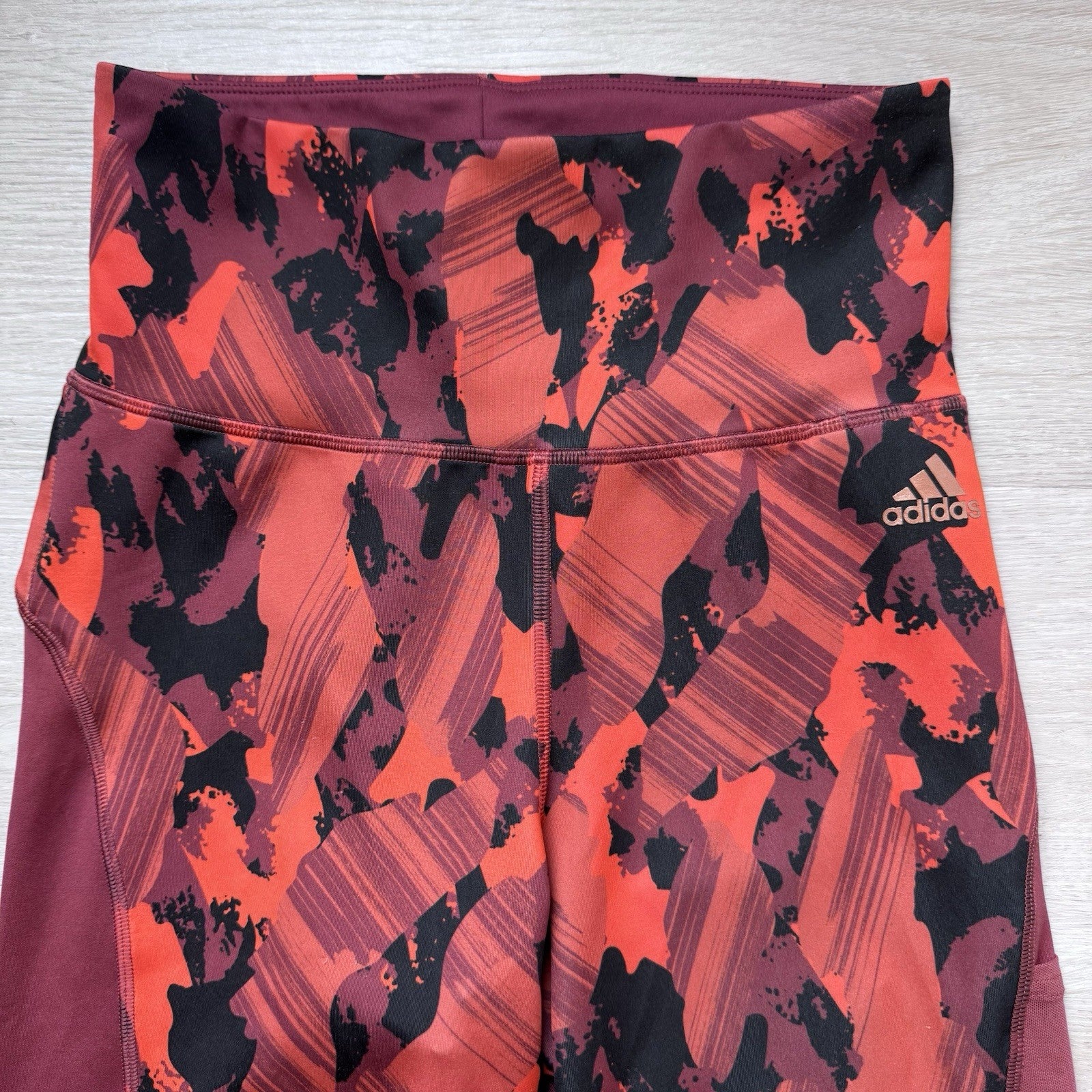 Adidas Women’s S Burgundy Red Abstract Print High Rise Leggings Small