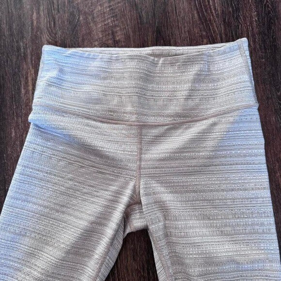 Athleta - High Rise Jacquard Chaturanga 7/8 Tight size SMALL