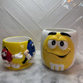 2 Vtg M&M Ceramic Jars Yellow & Red Candy Canister Galerie 3D