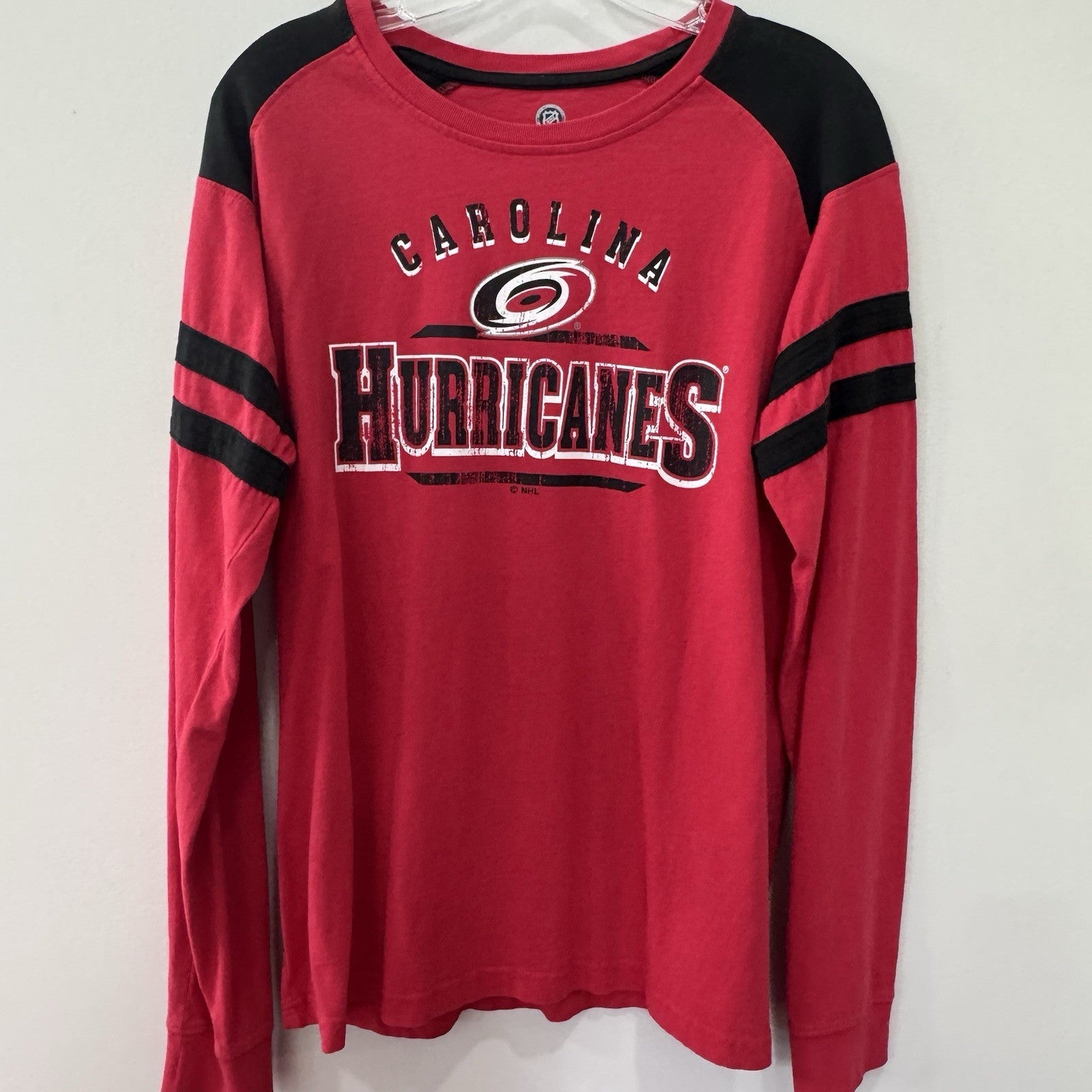 Carolina Hurricanes NHL Long Sleeve Shirt Red Black Mens Size L Hockey