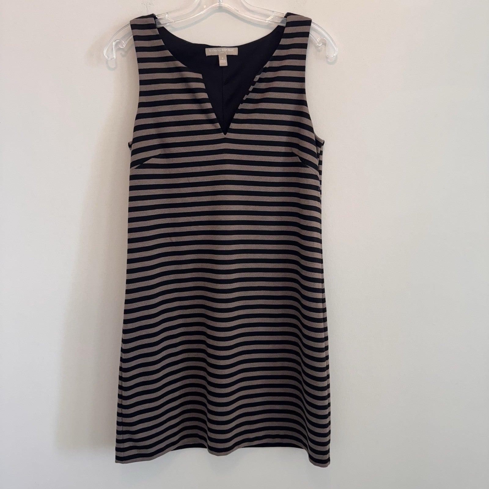 Banana Republic Dress Womens Small Striped V-Neck Sleeveless Lined Stretch Knit