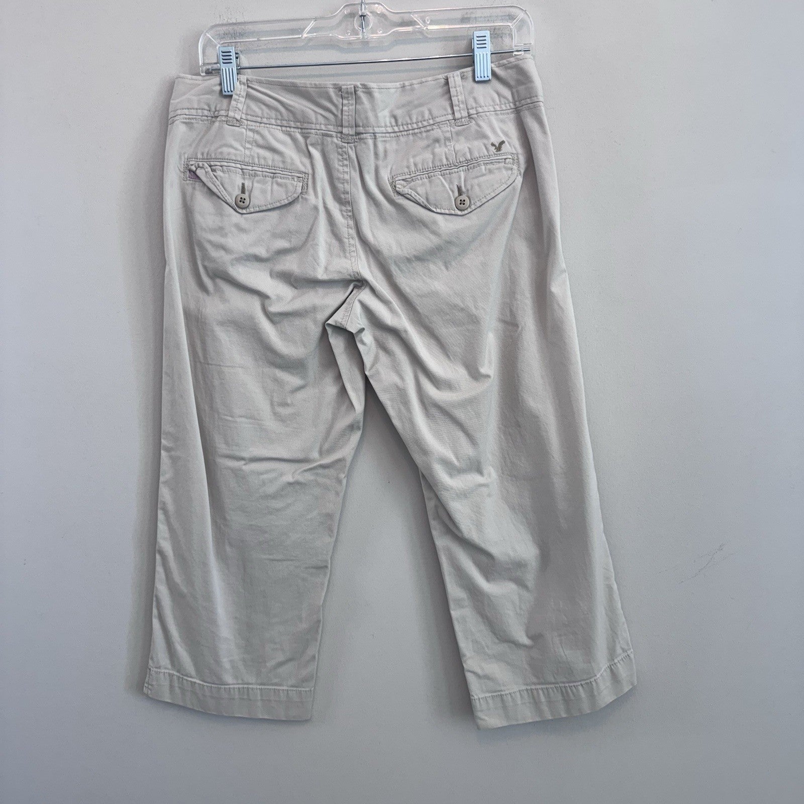 American Eagle Women’s Capri Pants Size 6 Beige Khaki Stretch Chino Crop
