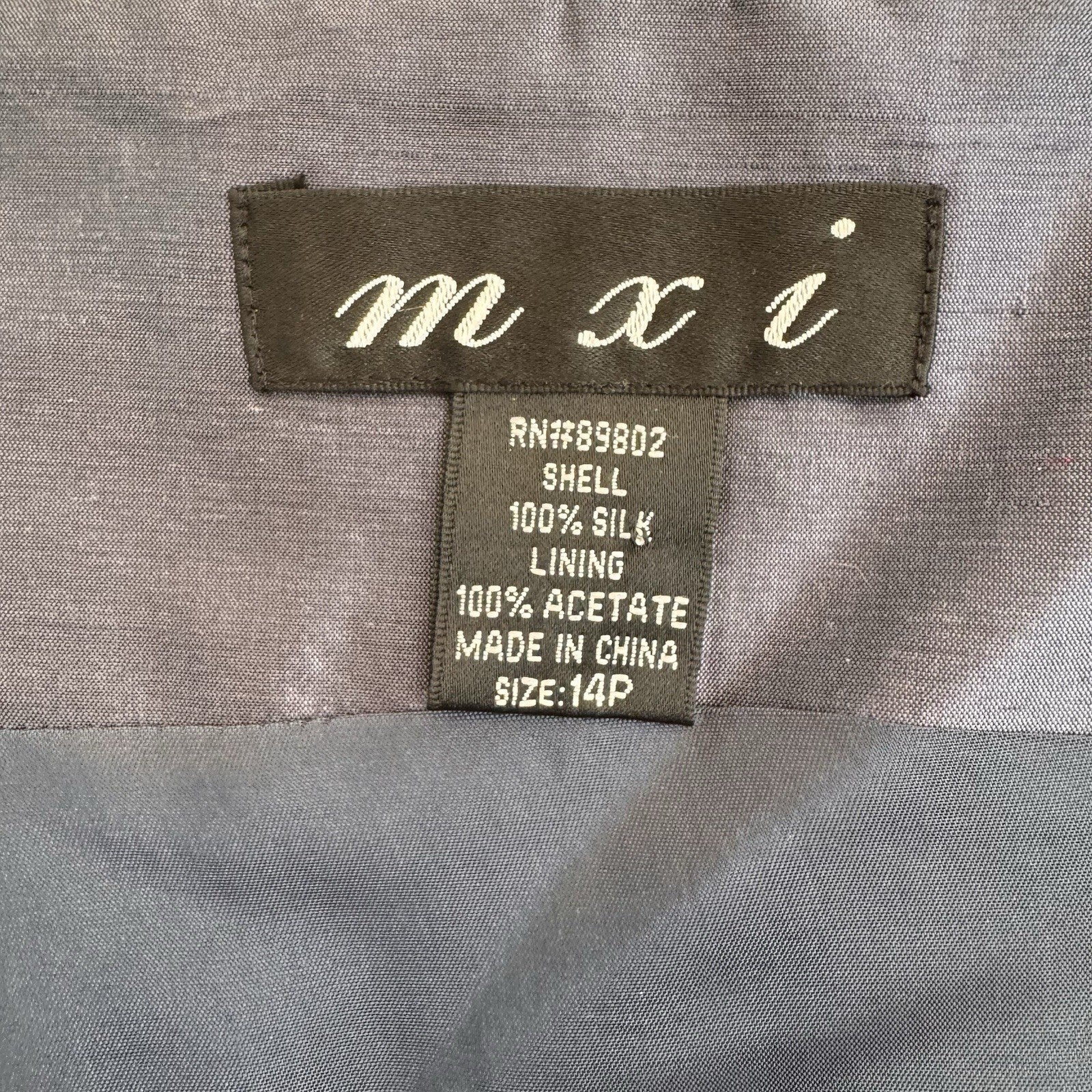 NWT mxi 100% Silk Sleeveless Shell Top Blouse Blue Slate Size 14P Petite