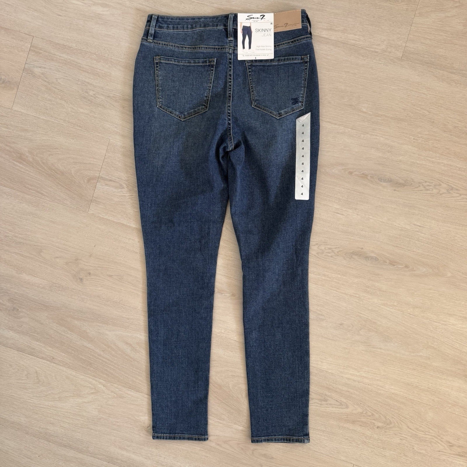 Seven7 High Rise Skinny Jeans Size 4 St James Wash NWT