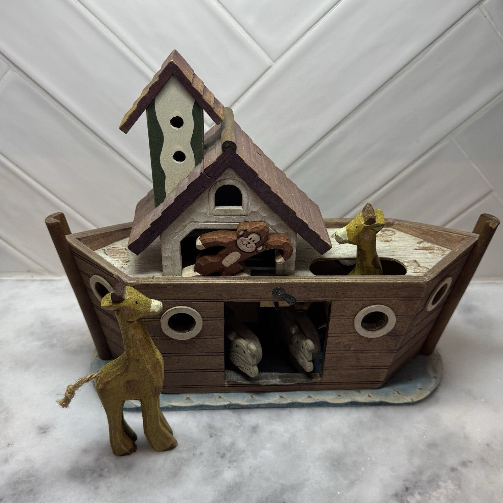 Wooden Noah’s Ark Toy Boat Animas Giraffe Monkey Nursery Decor Vintage Playset