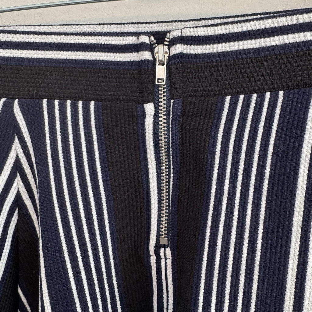 H&M Striped Skater Skirt Women Medium Navy White Fit Flare Preppy