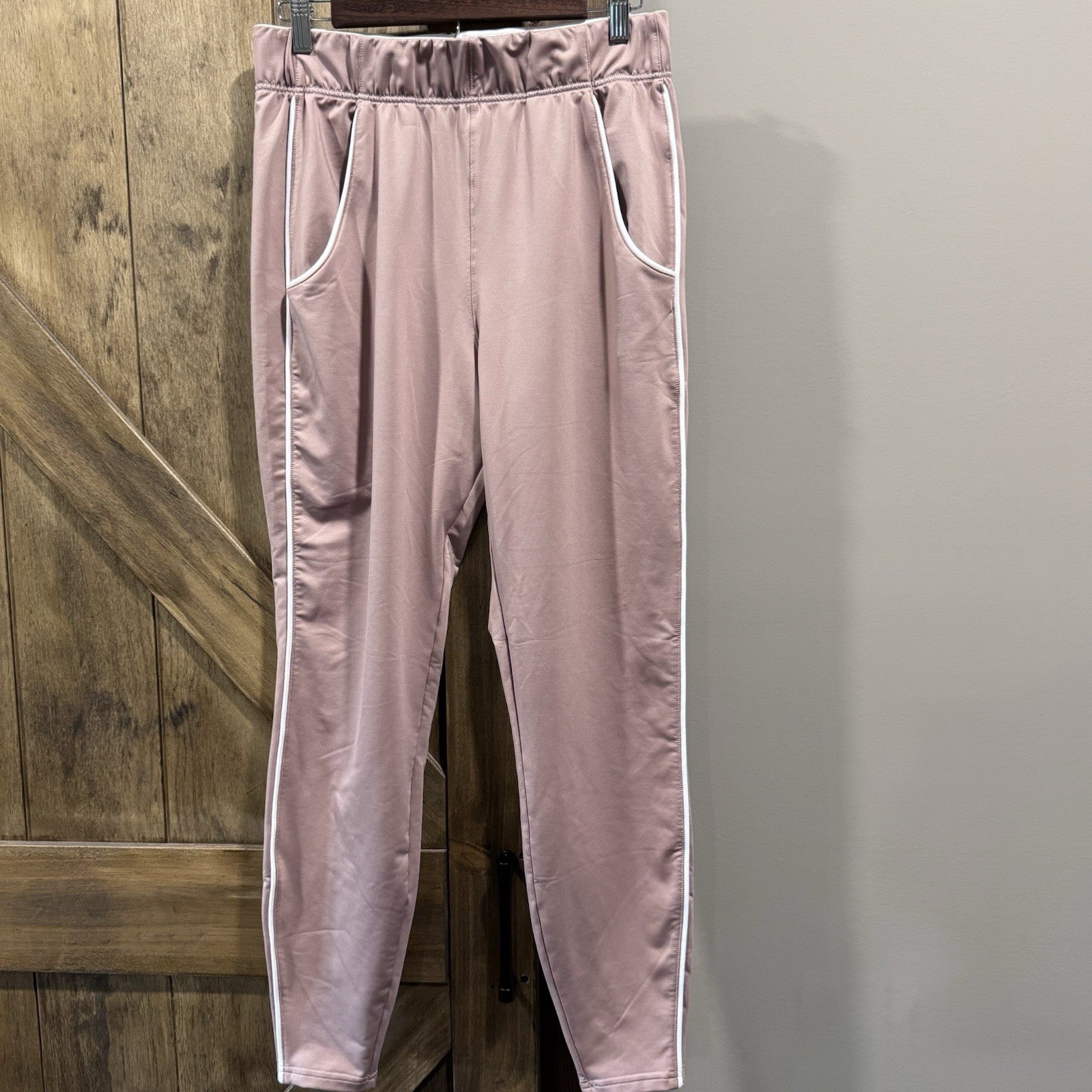 Gymshark Joggers Women’s M Pink Rose Track Pants Logo Waistband Piped Trim SS21