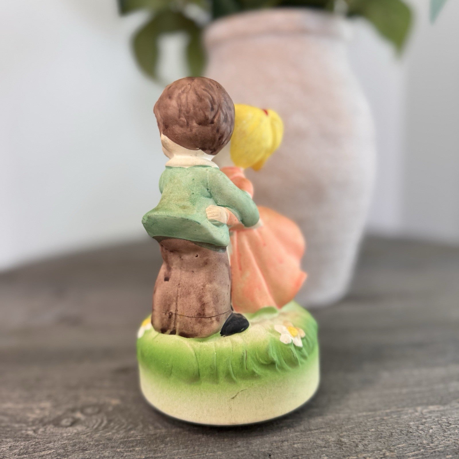 Vintage Musical Figurine Dancing Couple Blonde Girl Brown Hair Boy Made in Japan