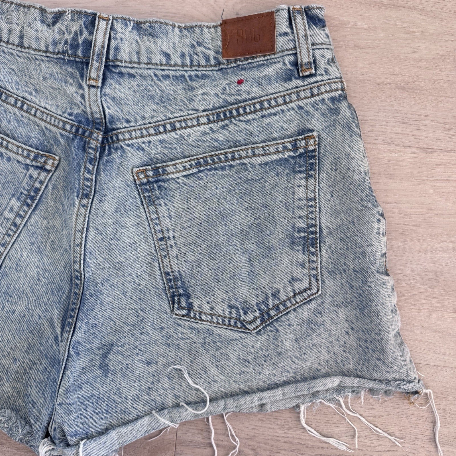 BDG Urban Outfitters Denim Shorts 28 Acid Wash Distressed Raw Hem