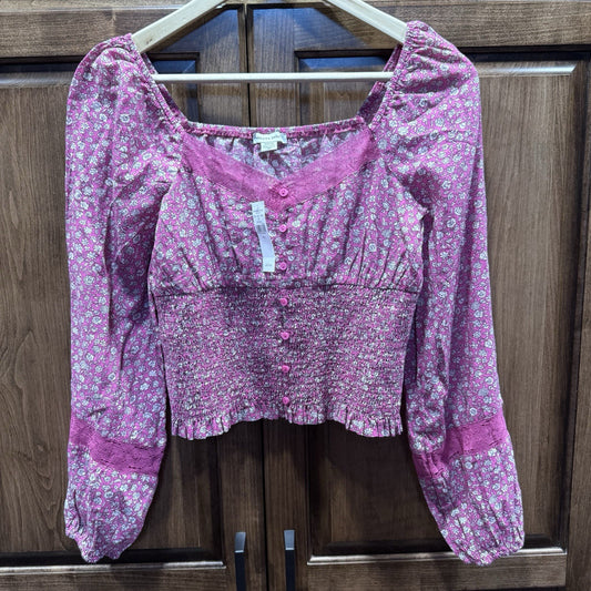 American Eagle Pink Floral Smocked Long Sleeve Crop Top Women’s Size Small NWT