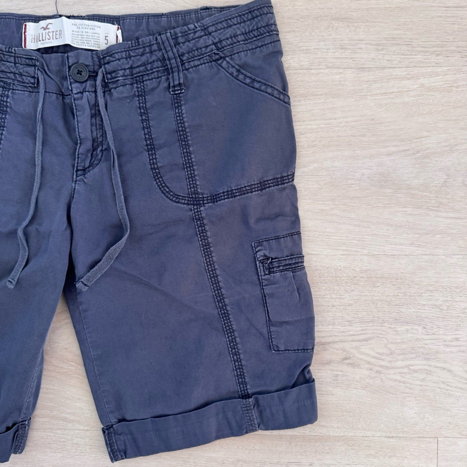 Hollister Vintage 2008 Cargo Shorts Blue Y2K Size 5 Women’s Juniors Bermuda