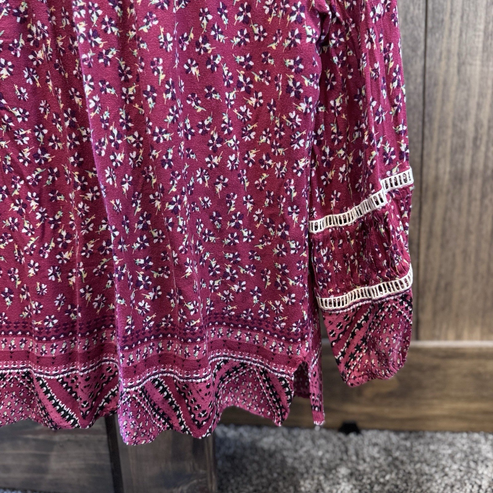 Democracy Women’s L Boho Floral Peasant Blouse Tassel Tie Burgundy Rayon