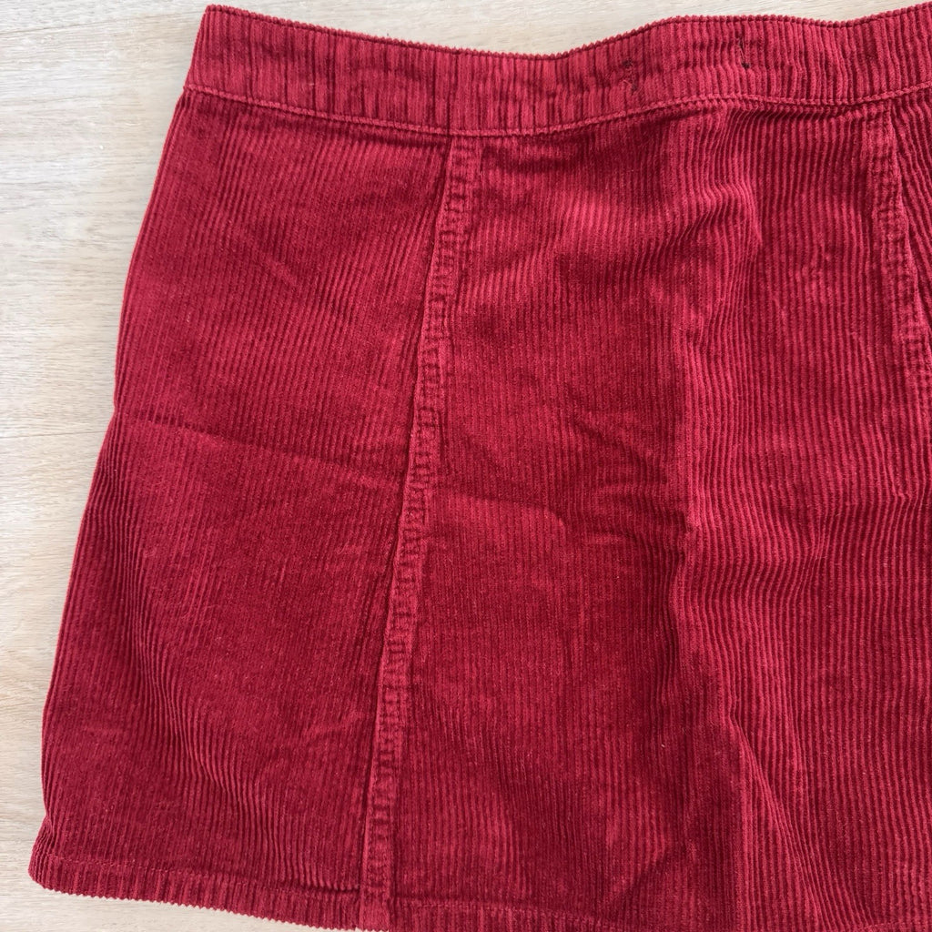 Forever 21 Red Corduroy Mini Skirt Button Front Size 30 Y2K Women’s