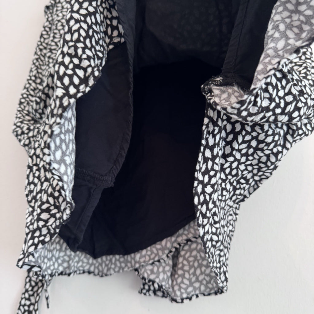 Abercrombie Wrap Mini Skirt Womens M Black White Print Ruffle Tie