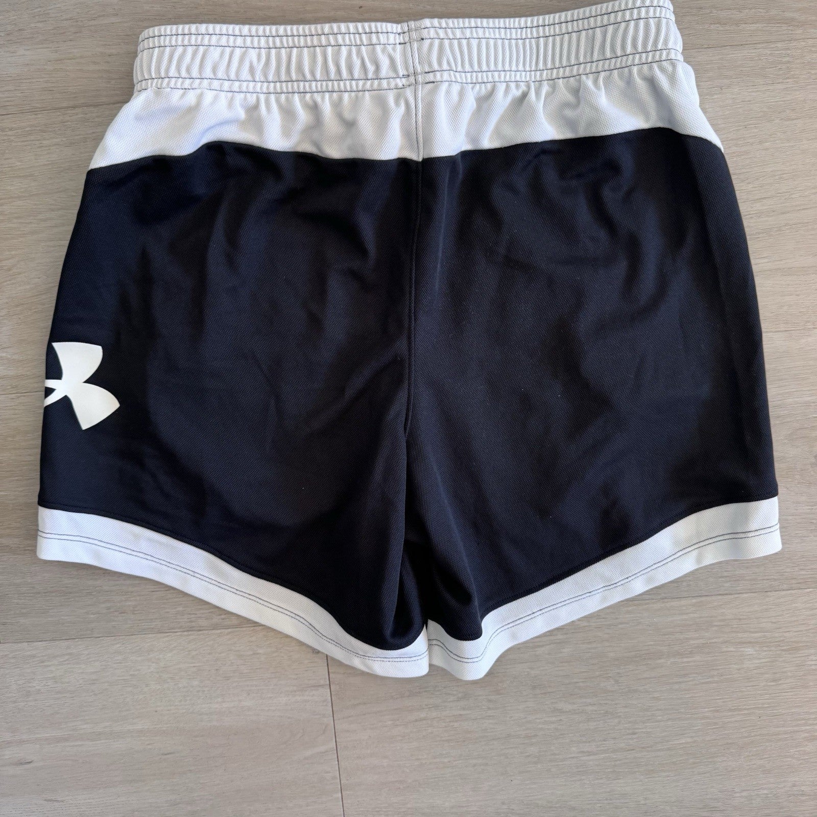 Under Armour Men’s Athletic Shorts SM/PCH Navy White Loose Fit Mesh