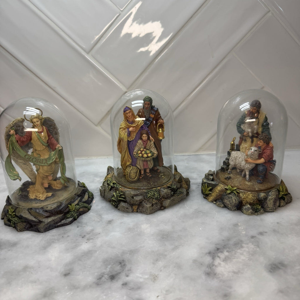 Franklin Mint Gianni Benvenuti Globe Nativity Set - A King Is Born