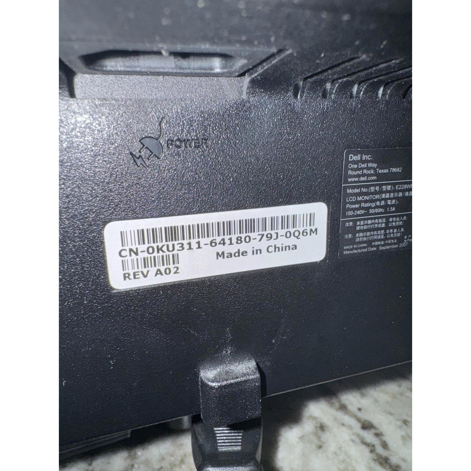 Dell E228WFP 22" Monitor w/Stand, Power Cords Great Condition
