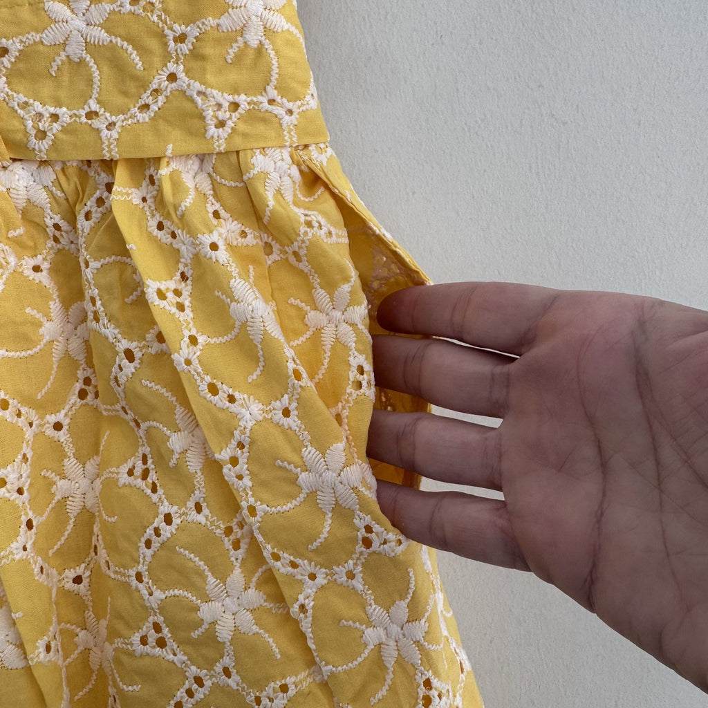 NWT AURA Yellow Eyelet Lace Skirt Paperbag Waist Tie Belt Size M