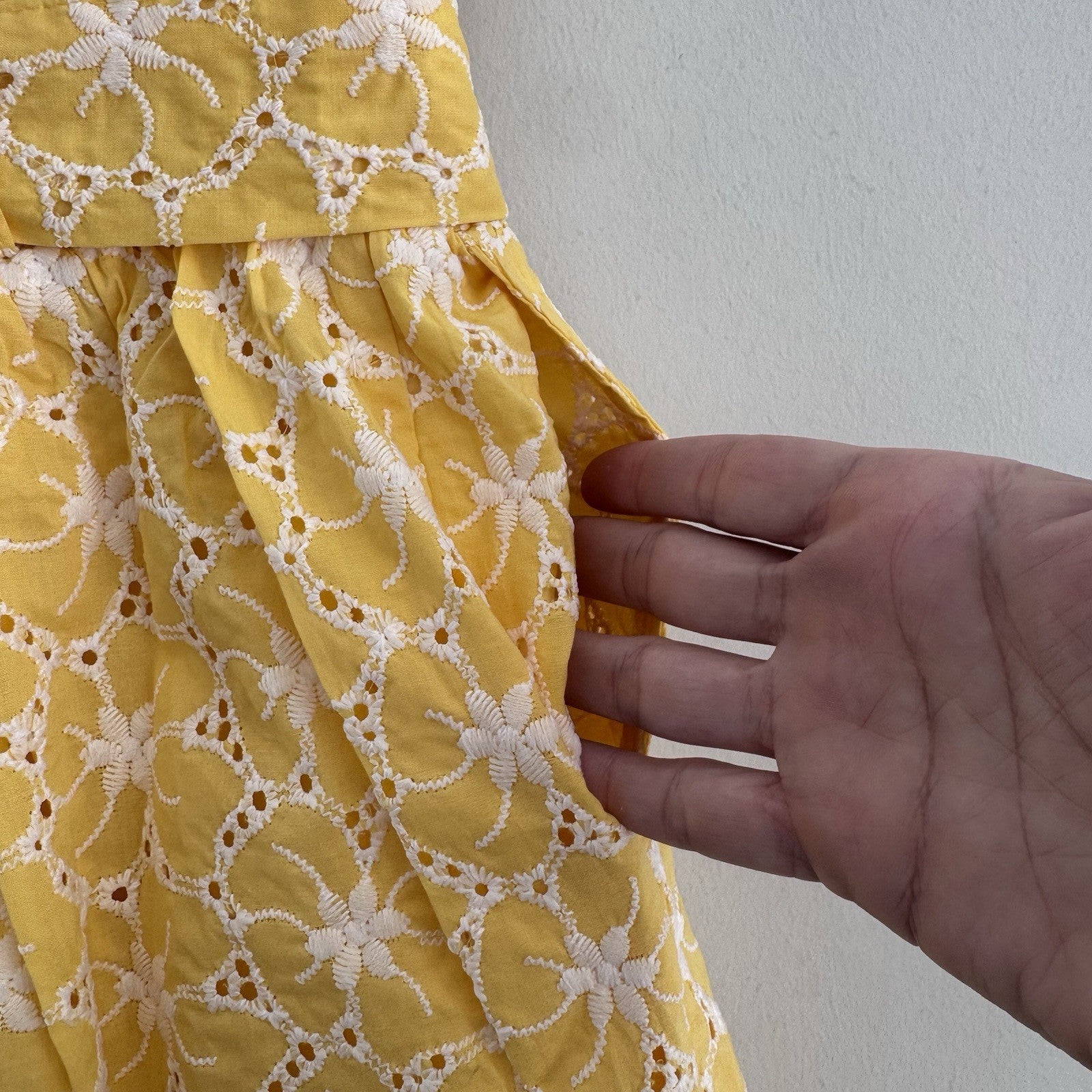 NWT AURA Yellow Eyelet Lace Skirt Paperbag Waist Tie Belt Size M