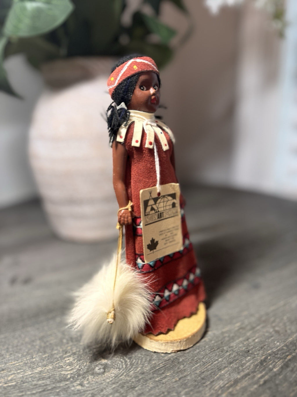Vintage Indien Art Eskimo Doll Saint-Tite Quebec Canada Leather Suede 7.5" Tag
