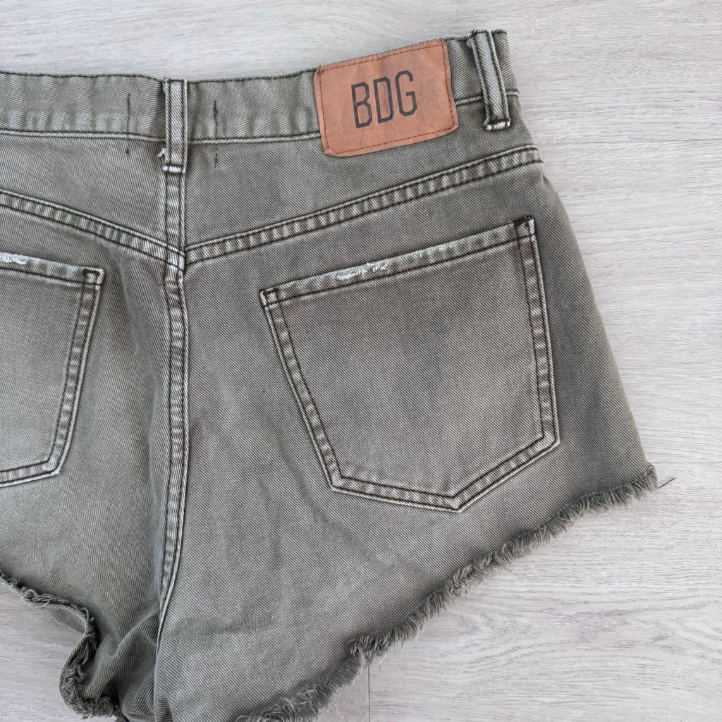 BDG Urban Outfitters Cheeky Shorts Olive Green Raw Hem Cut Off Booty Size 31