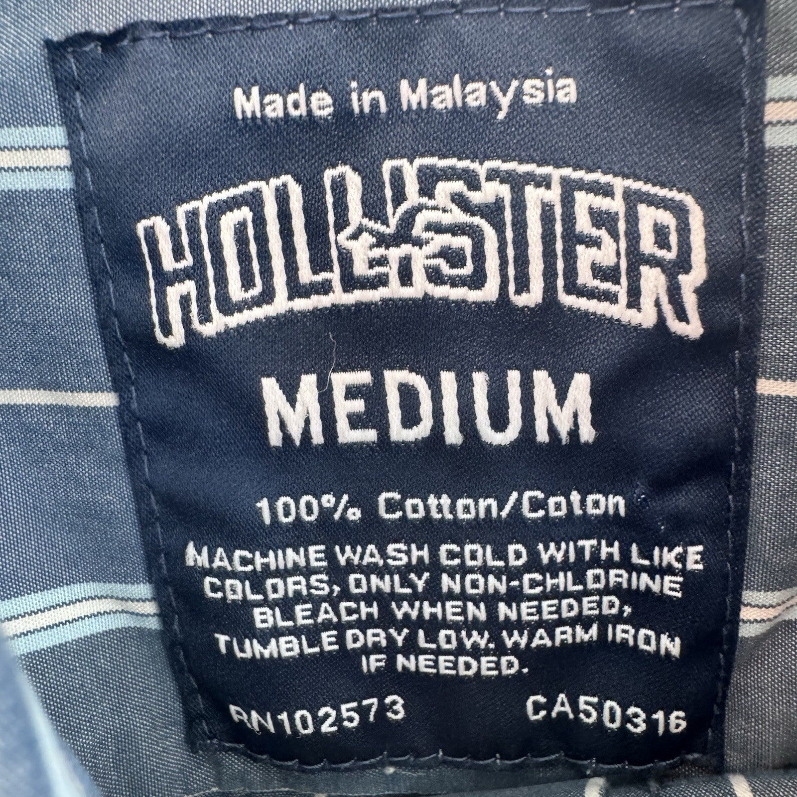 Hollister Men’s Medium Blue Striped Button Up Shirt Cotton Logo Casual