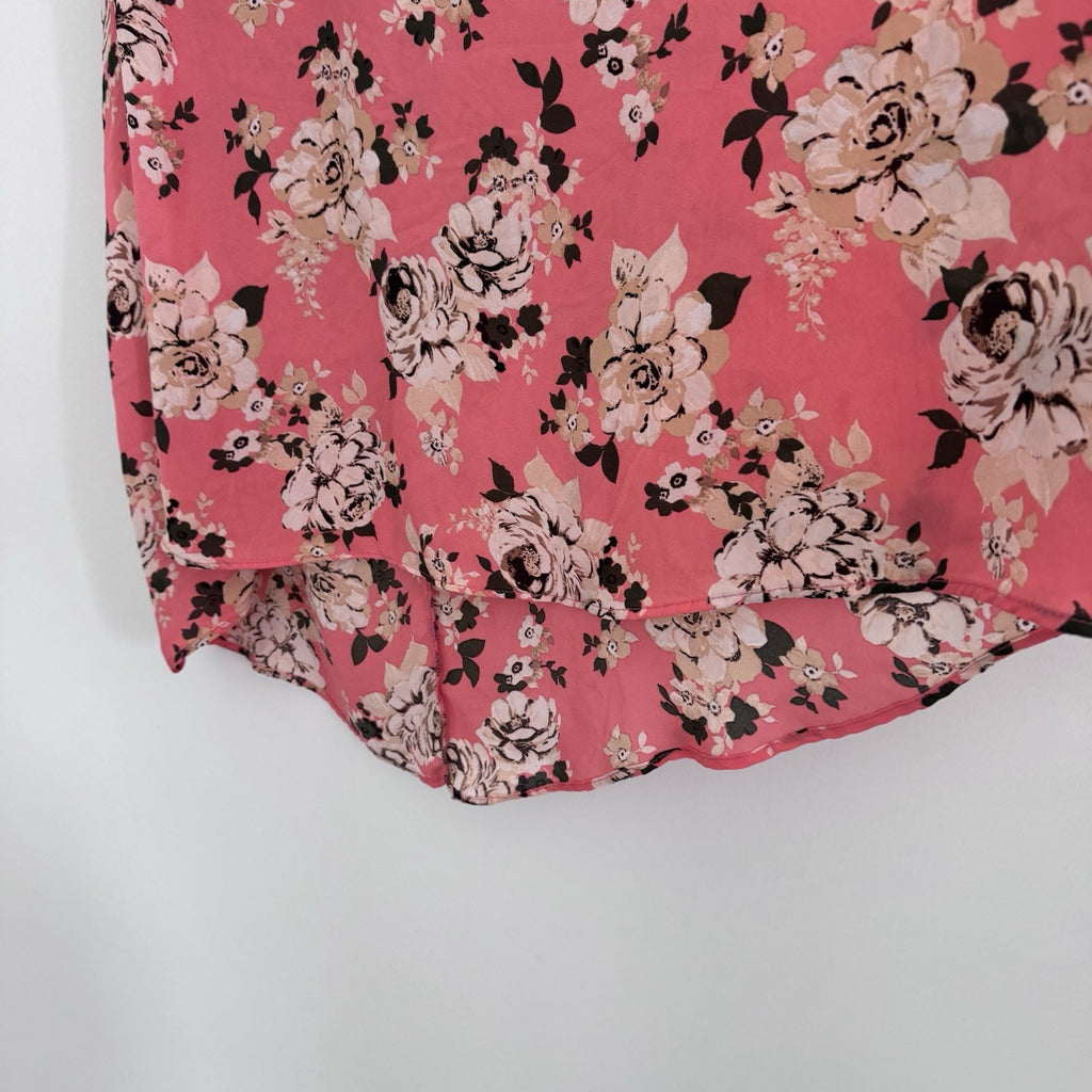 Torrid Floral Sleeveless Blouse Size 2 Pink High Neck Keyhole