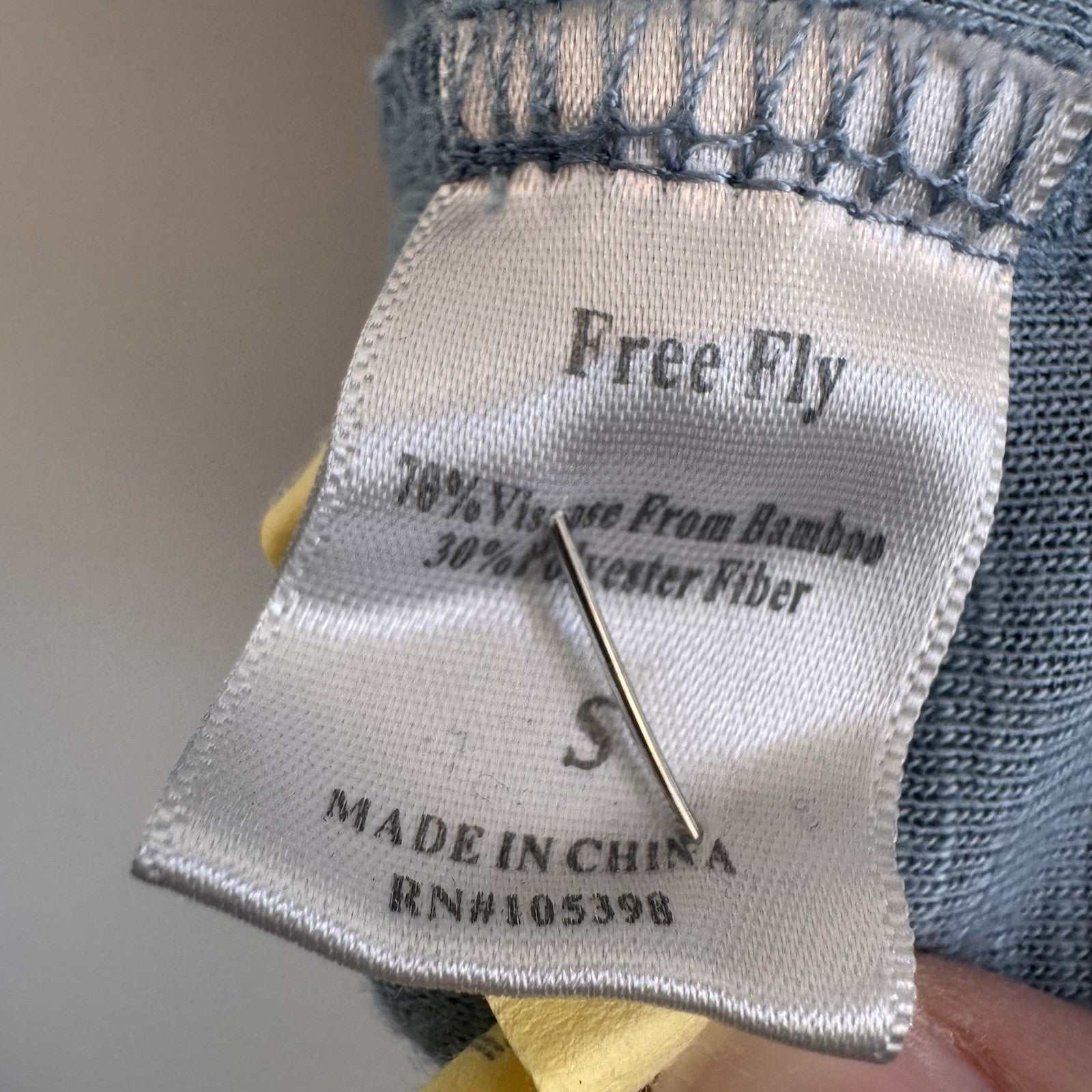 Free Fly Bamboo Performance Polo Shirt Men’s Small Blue Heathered Pocket