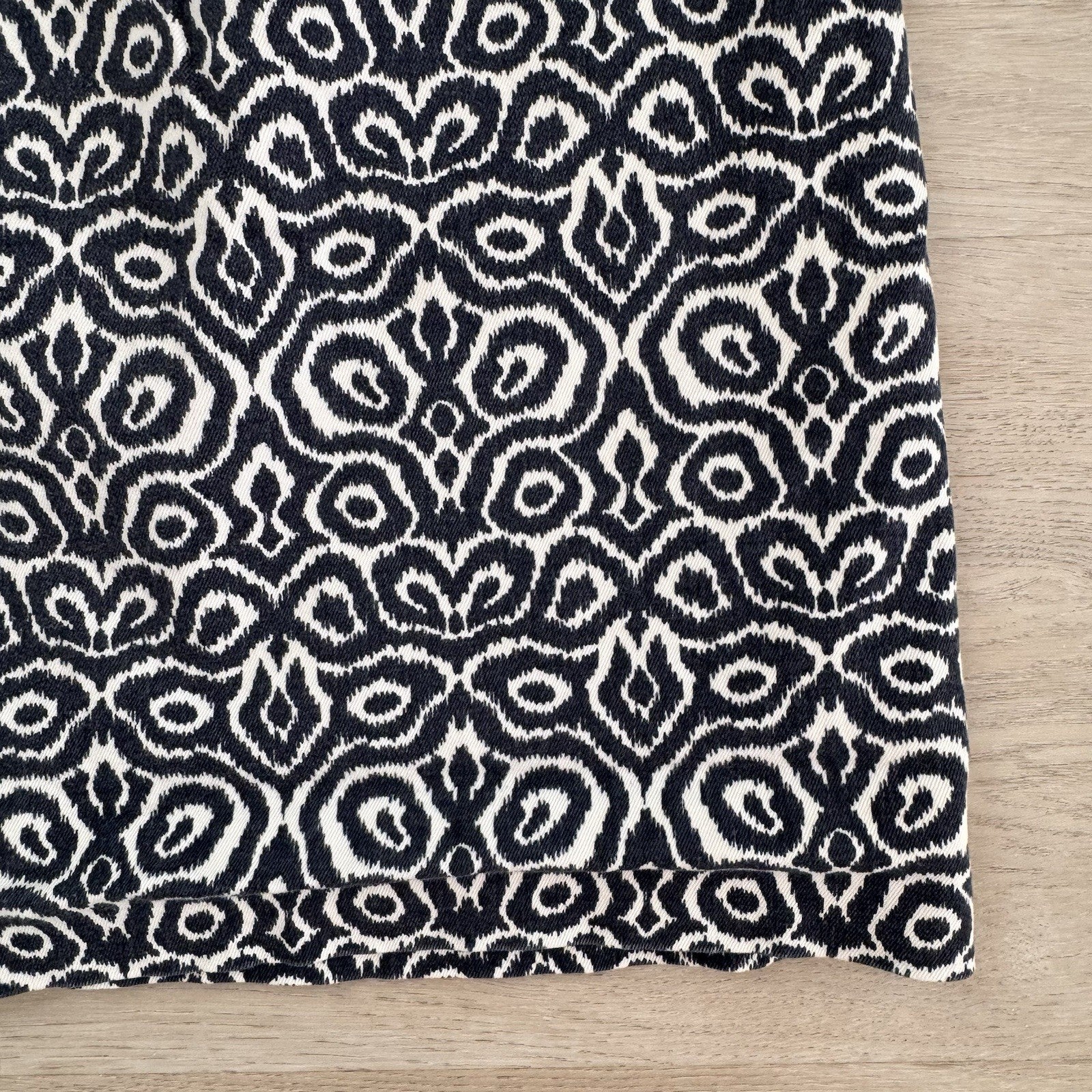J.Crew Navy White Women’s Print Skirt Size 4 Stretch Cotton